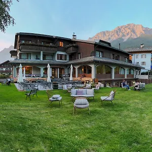 Hotel Nevada ***